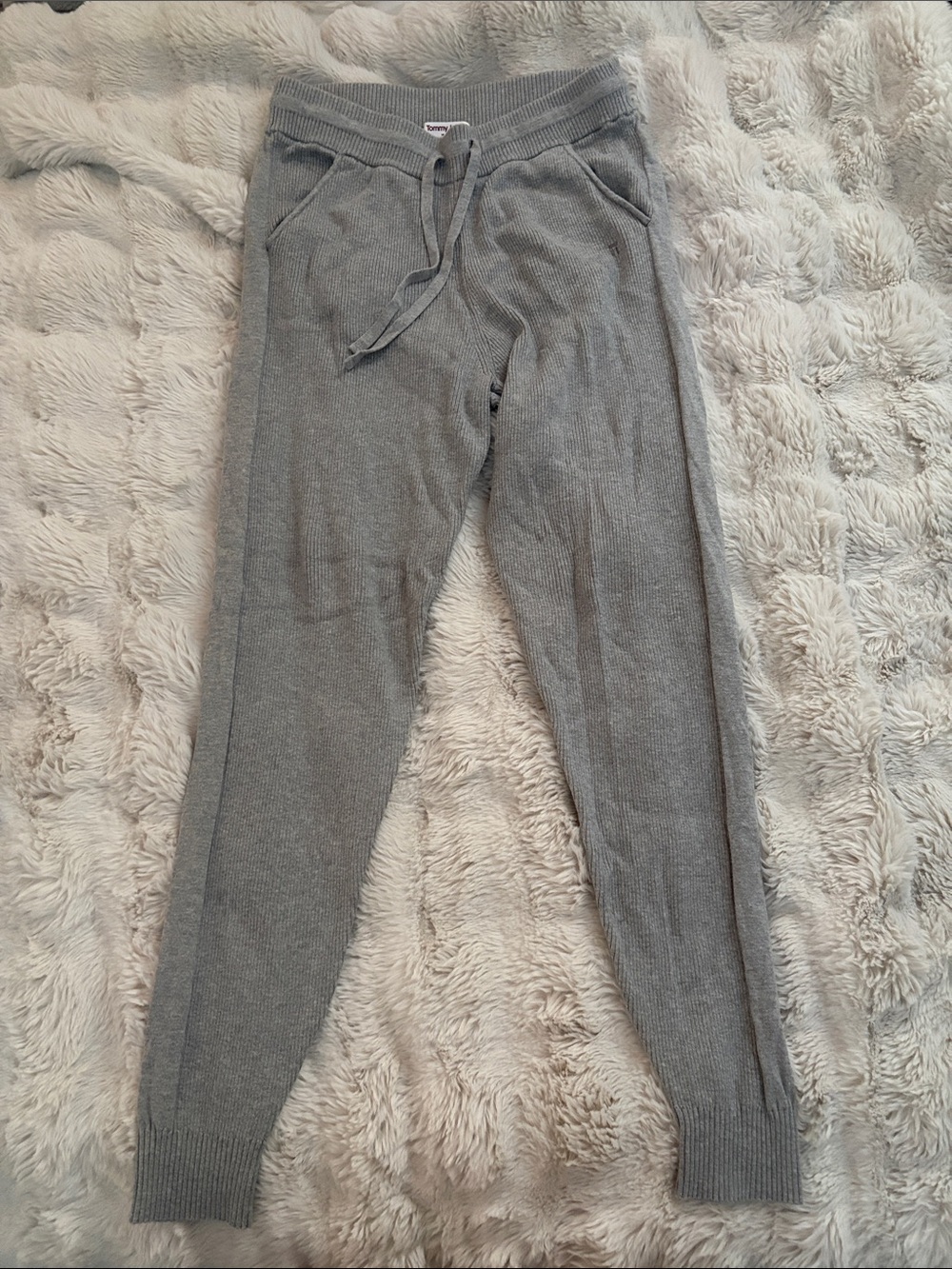 Tommy John Women's Sweater Lounge Joggers in Heather Grey